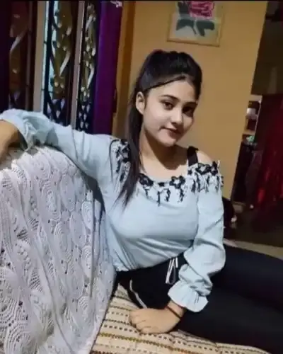 Call Girls Service in Phagi